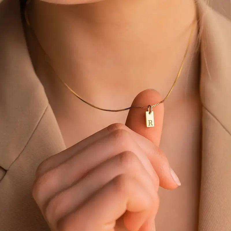 MY CUBE PLATE MY LETTER NECKLACE