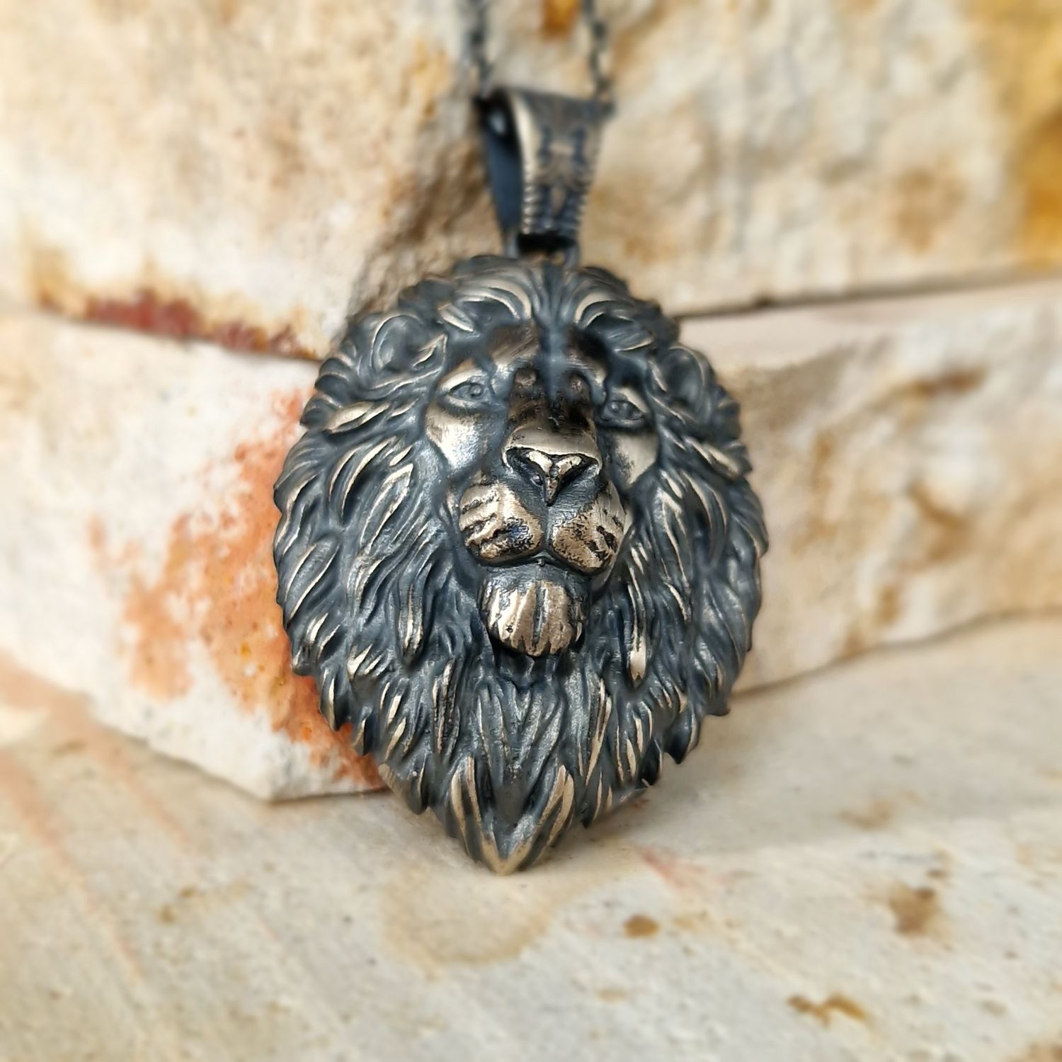 925K Sterling Silver Lion Necklace